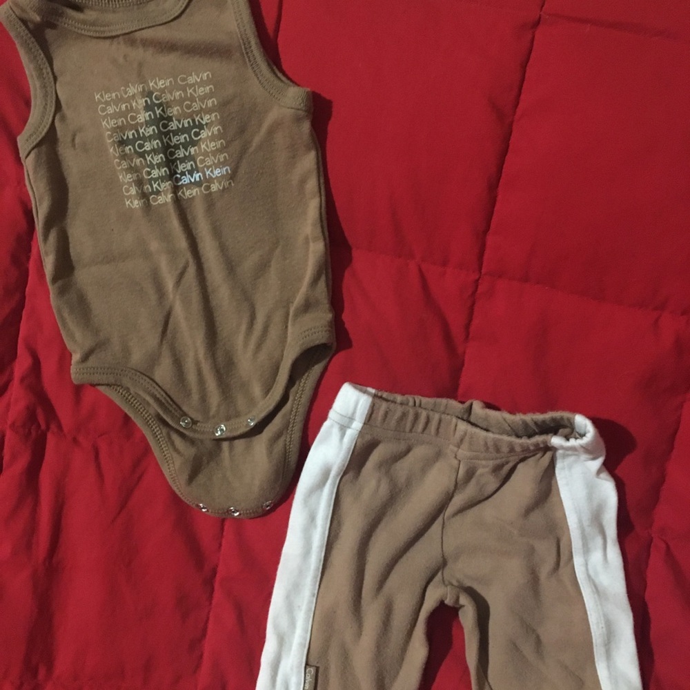 Calvin Klein 0-3 months baby outfit